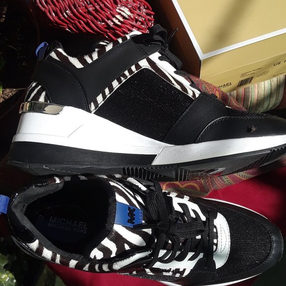 Michael Kors Georgie Calf Hair Trianers. - Picture 5 of 12